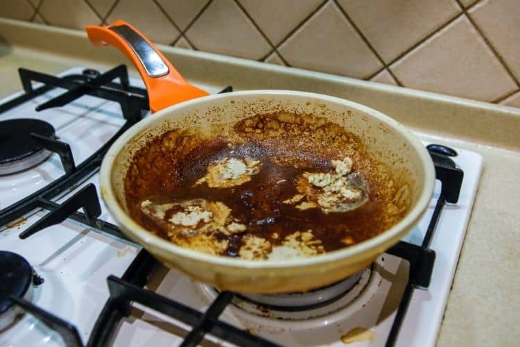 How Does A Non Stick Pan Burn?