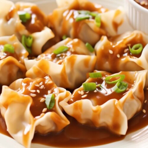 Wontons with Spicy Peanut Sauce